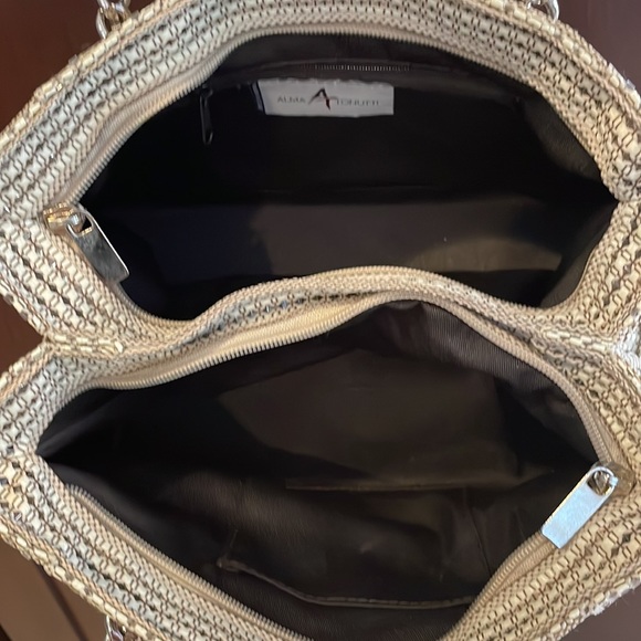 Alma Tonutti Basket Weave Handbag - Picture 5 of 7